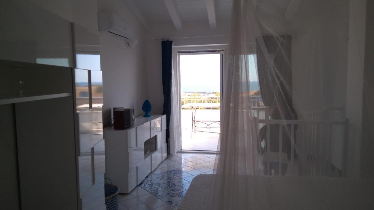 פוליקסטרו בוסנטינו Appartamento In Residence Pollio מראה חיצוני תמונה